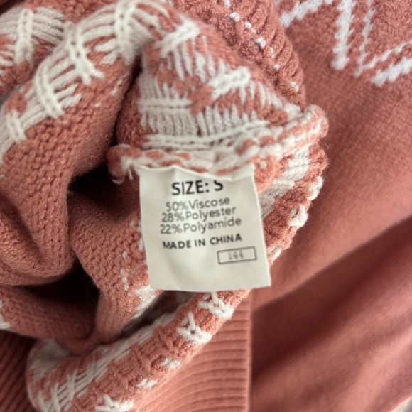 Half Zip Sweater. - Small - Picture 4 of 4